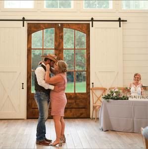 Meet your Posher, Brenna